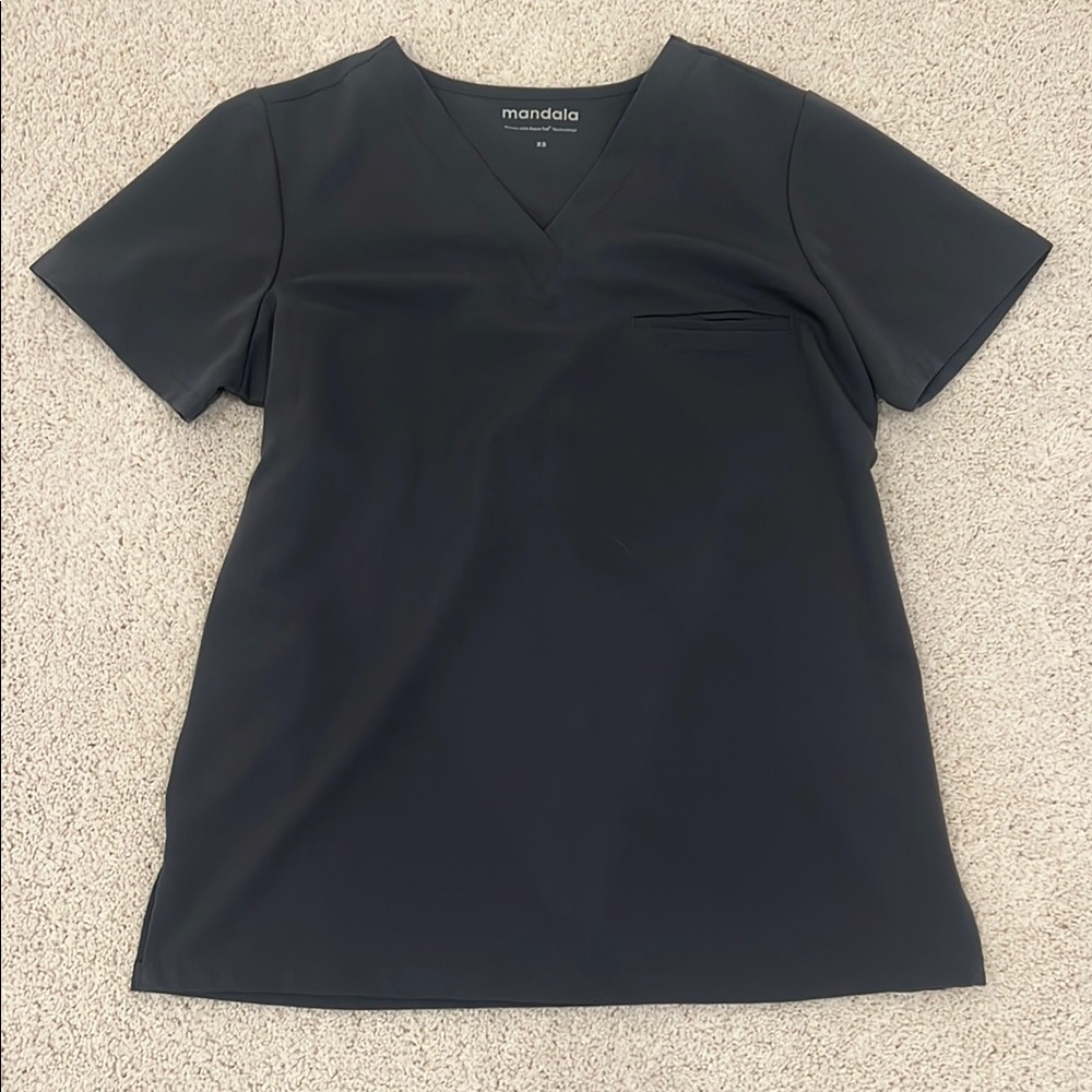 Gray Mandala Short Sleeve Scrub Top